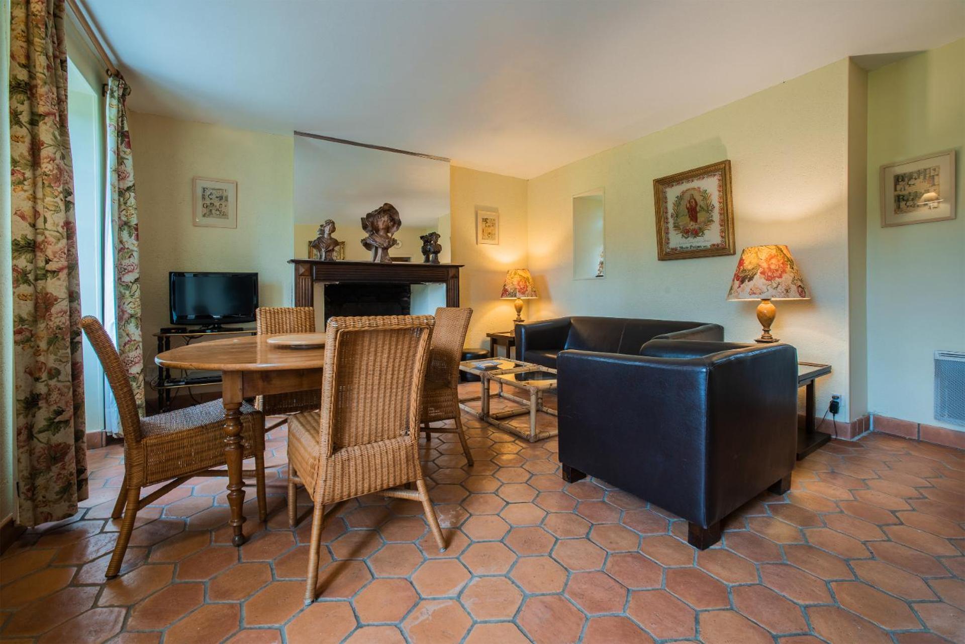 Holiday Home Chateau De Bouceel Mont Saint Michel Vergoncey Номер фото